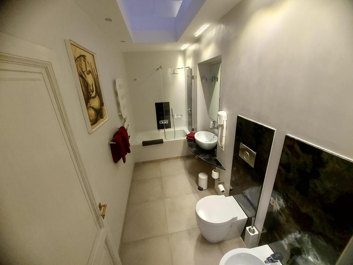 New! Bellissimo Palazzofranchi Pantheon Lägenhet