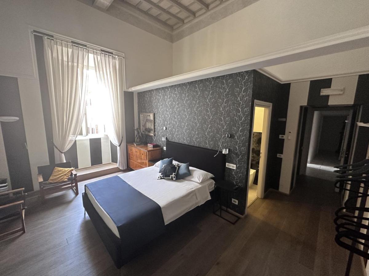 New! Bellissimo Palazzofranchi Pantheon Apartment Rom